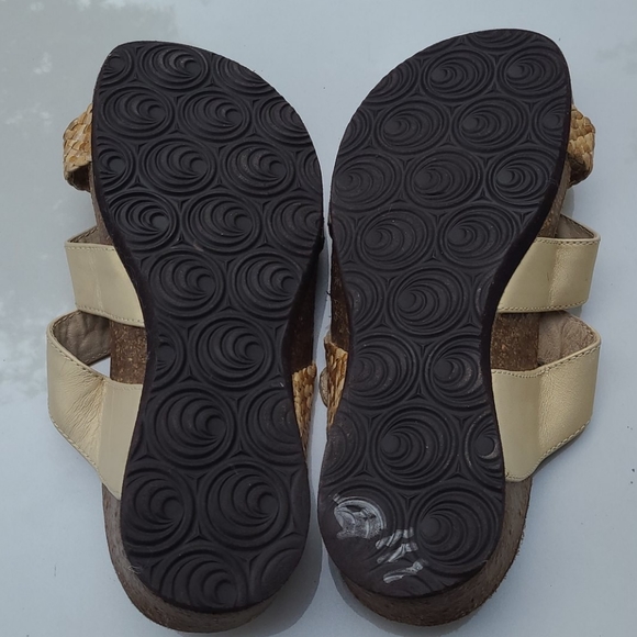 euroWellness Sandals - Picture 2 of 3